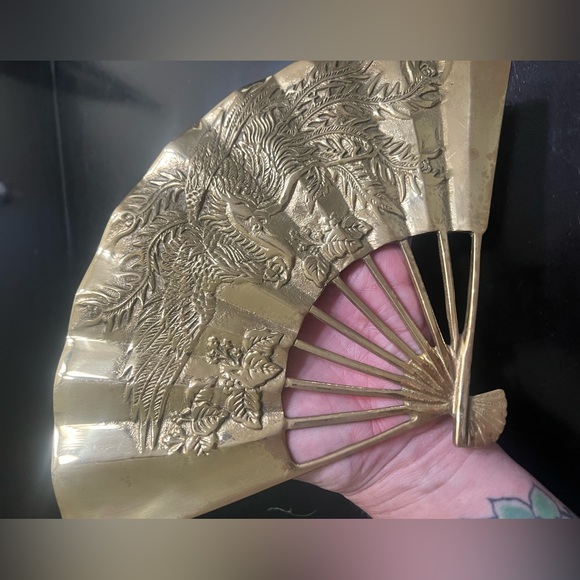 Antique Metal gold fan Asian decor motif wall art Japan Phoenix bird vtg - Picture 5 of 5